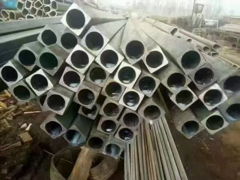 异型管