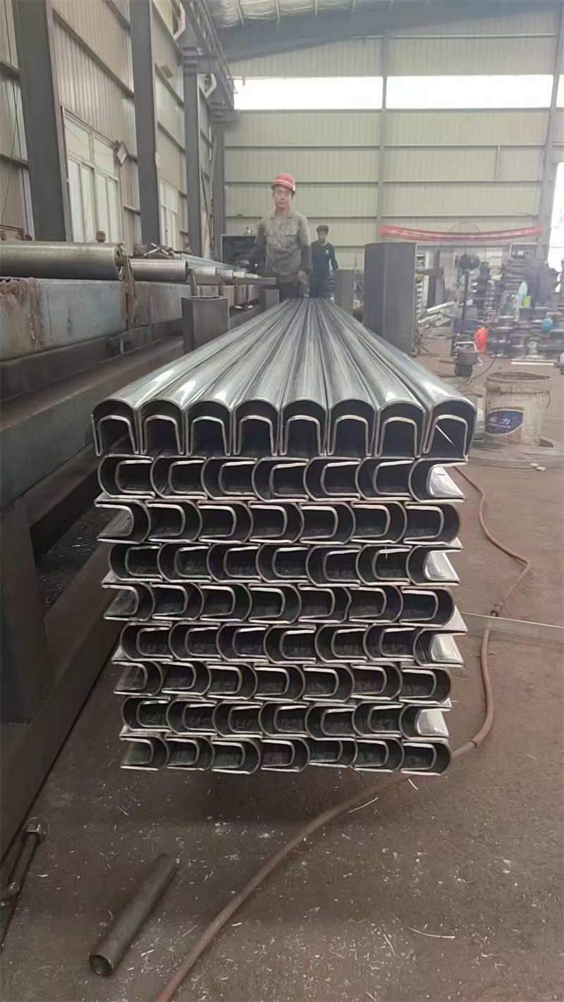 异型管