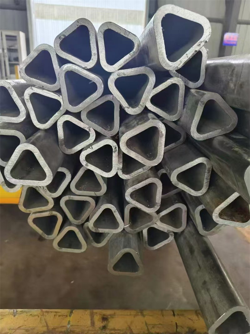 异型管